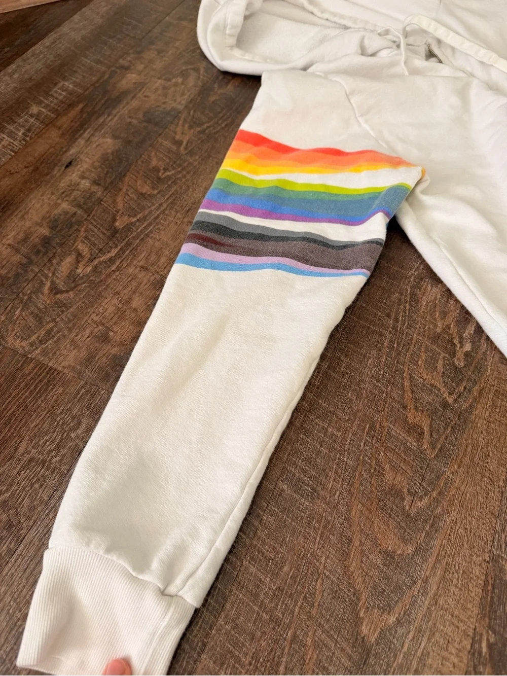 Peloton Lead With Love Pride Full Zip Hoodie Medium Rainbow Graphic Sweatshirt
